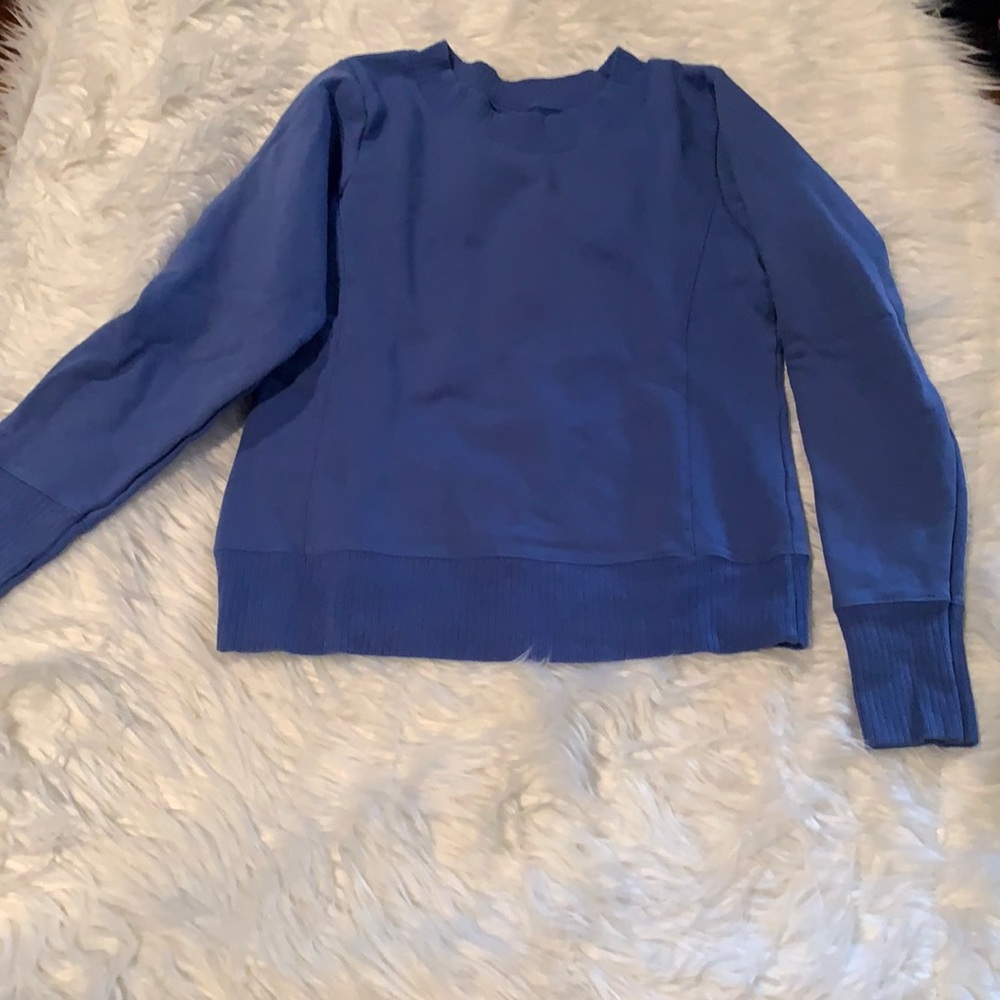 Crew neck